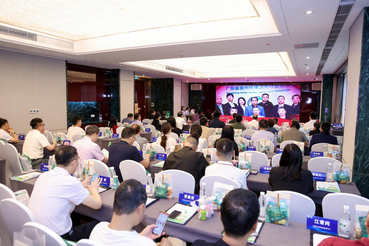 SORS索乐斯健康厨电荣获2024年度“健康吸油烟机一线品牌”
